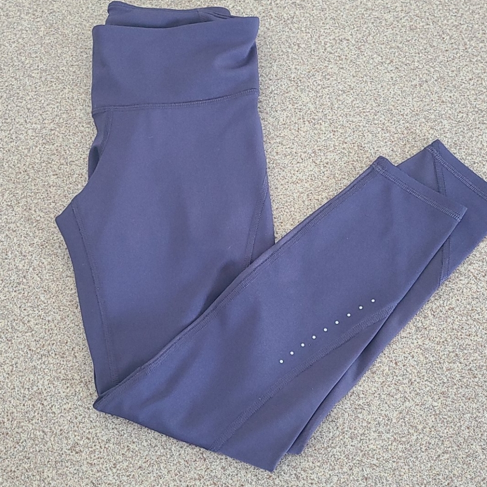 NWOT Old Navy petite Capri leggings